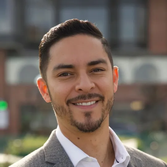 David Juarez, Agent in  - Compass