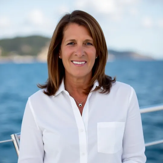 Kimberly McCall, Agent in  - Compass