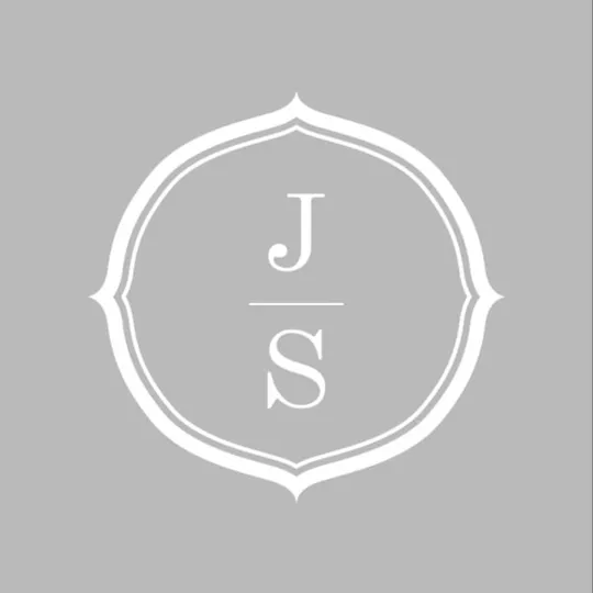 The Julie Sutton Group, Agent in  - Compass