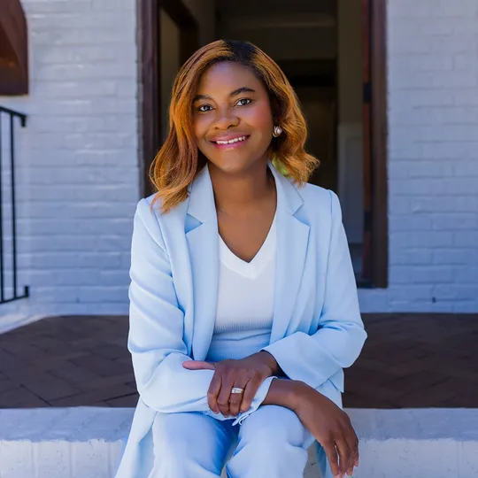 Lakendria Williams, Agent in  - Compass