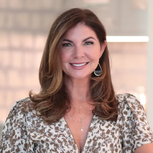 Lisa Sexton, Agent in  - Compass