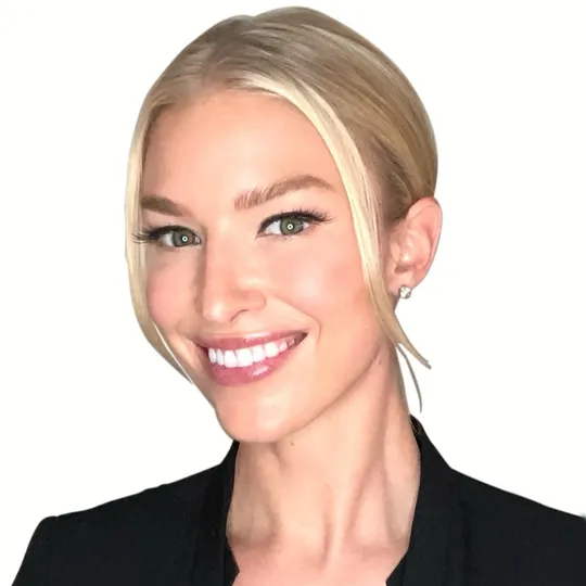 Kelsey Riggan, Agent in  - Compass