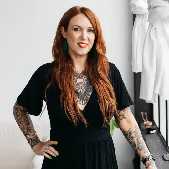 Ashley Miele, Agent in  - Compass