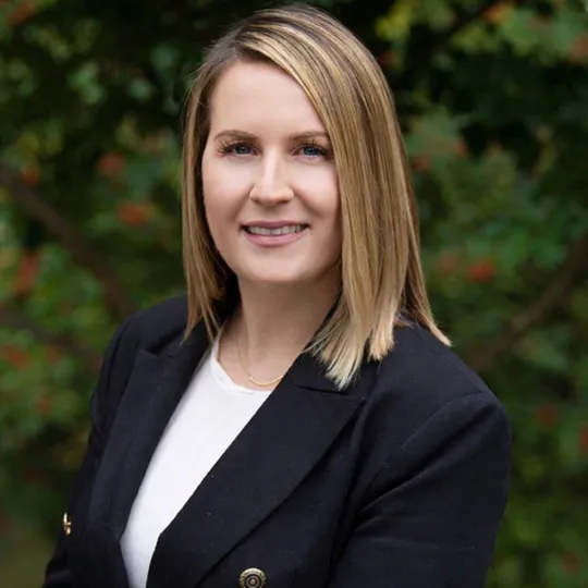 Michelle Samet, Agent in  - Compass