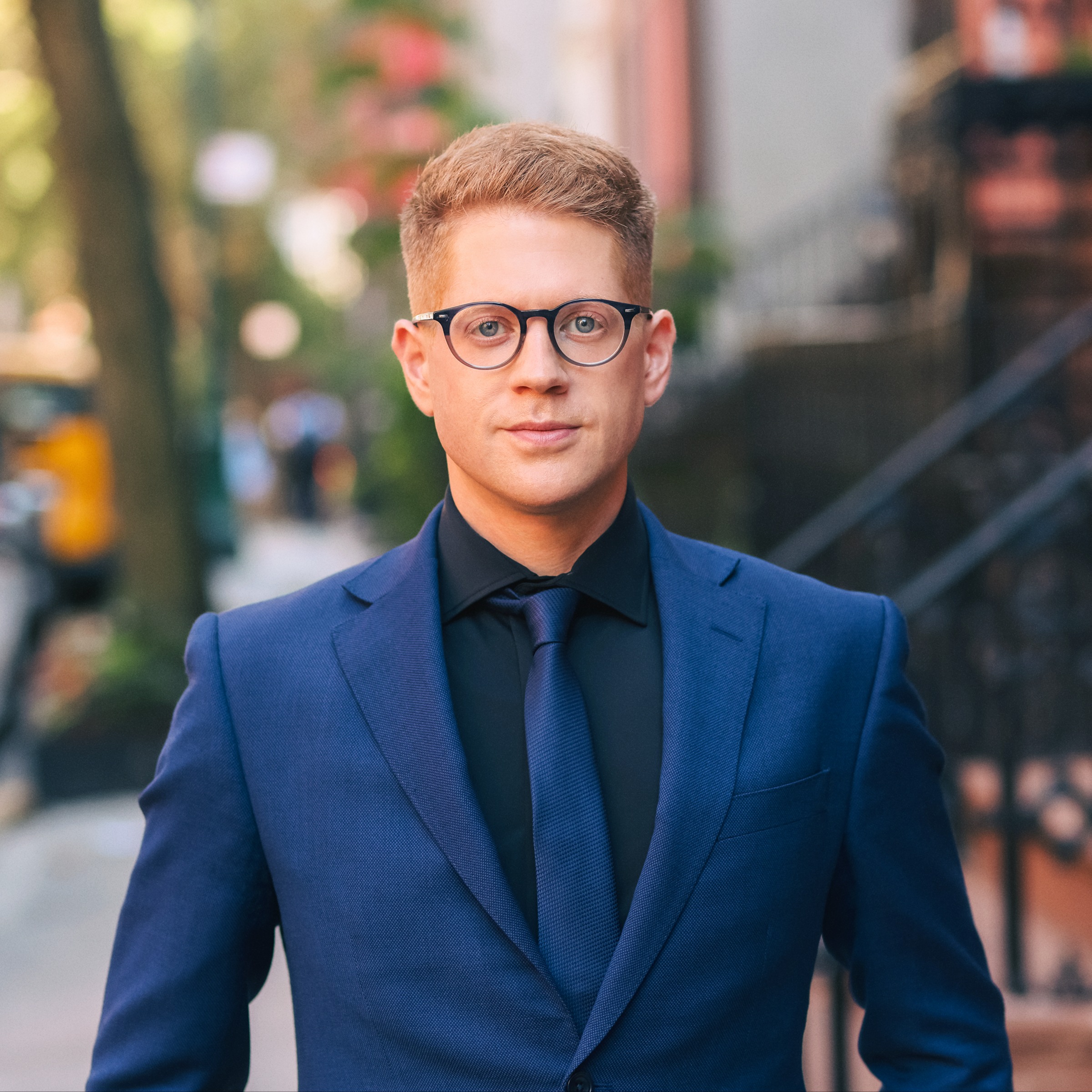 Headshot of Issy Leiter