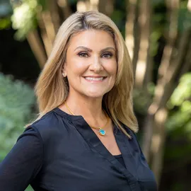 Kerry Adams, Agent in  - Compass