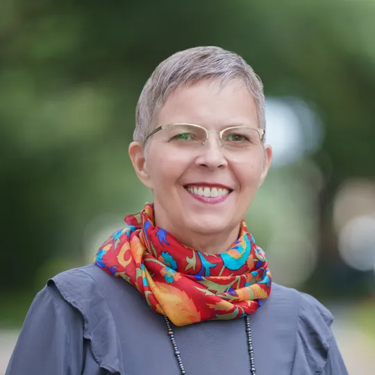 Dixie Rubin, Agent in  - Compass