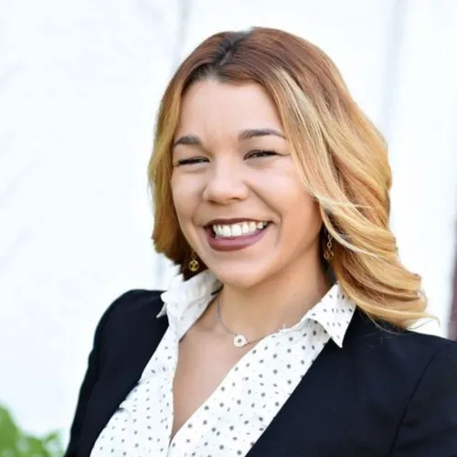 Jessica Breaux, Agent in  - Compass