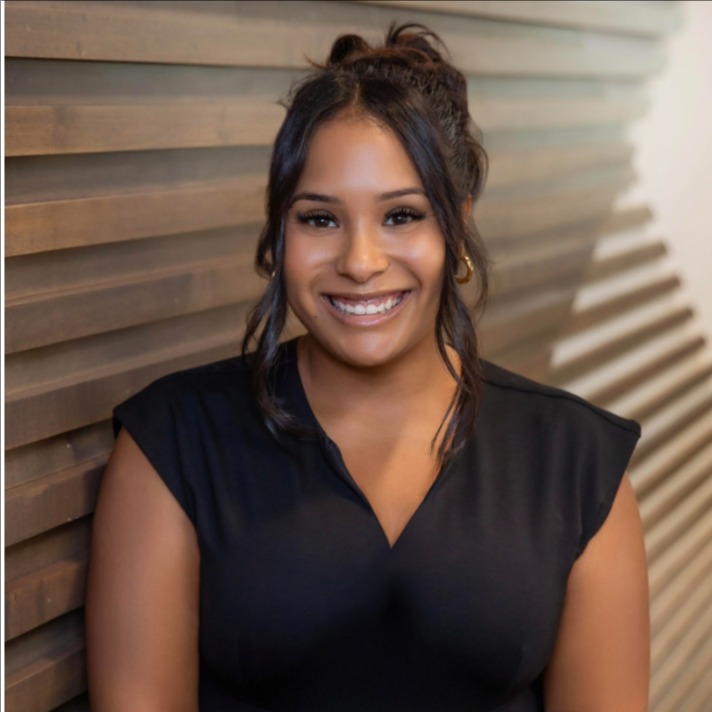 Headshot of Crystal Salinas