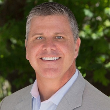 Headshot of Thaddeus Howells