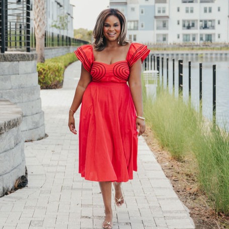 Headshot of Gisselle Flores