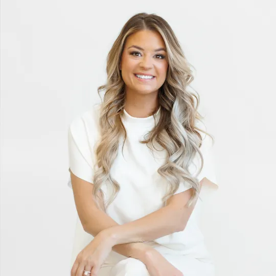 Shelby McQueeney, Agent in  - Compass