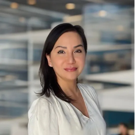 Christy Lee, Agent in  - Compass