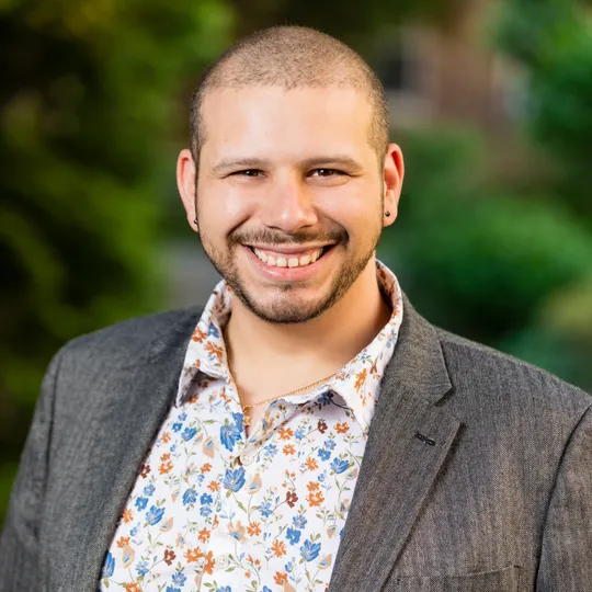 Geoffrey Weiss, Agent in  - Compass