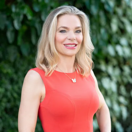 JoAnna Ballarini, Agent in  - Compass