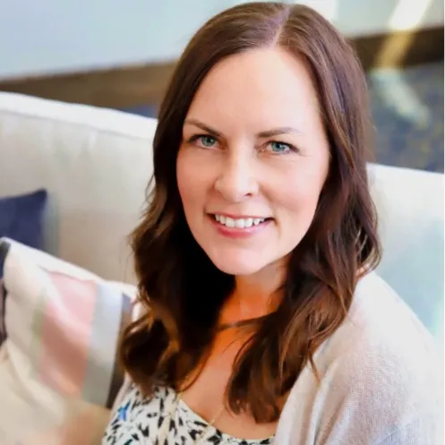 Michele Schiavone, Agent in  - Compass