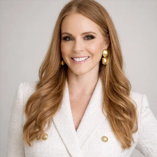 Tara Struck, Agent in  - Compass