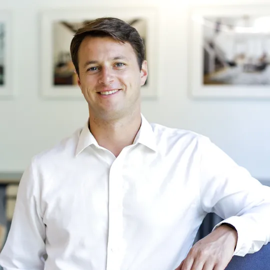 Andrew Mazur, Agent in  - Compass