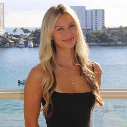 Casey Mackie, Agent in  - Compass