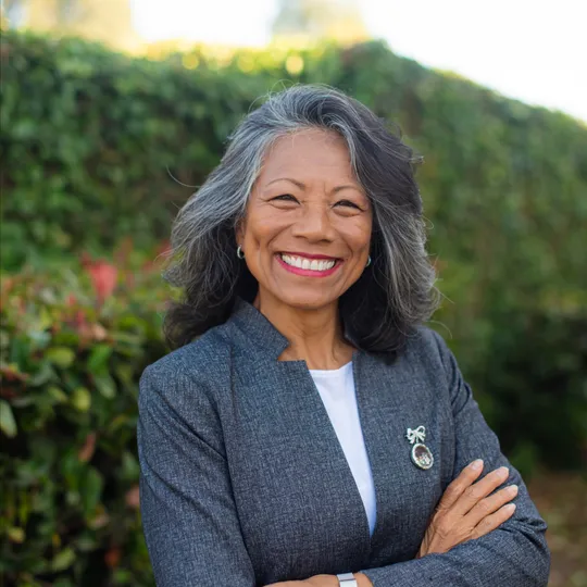 Aida Pisano, Agent in  - Compass