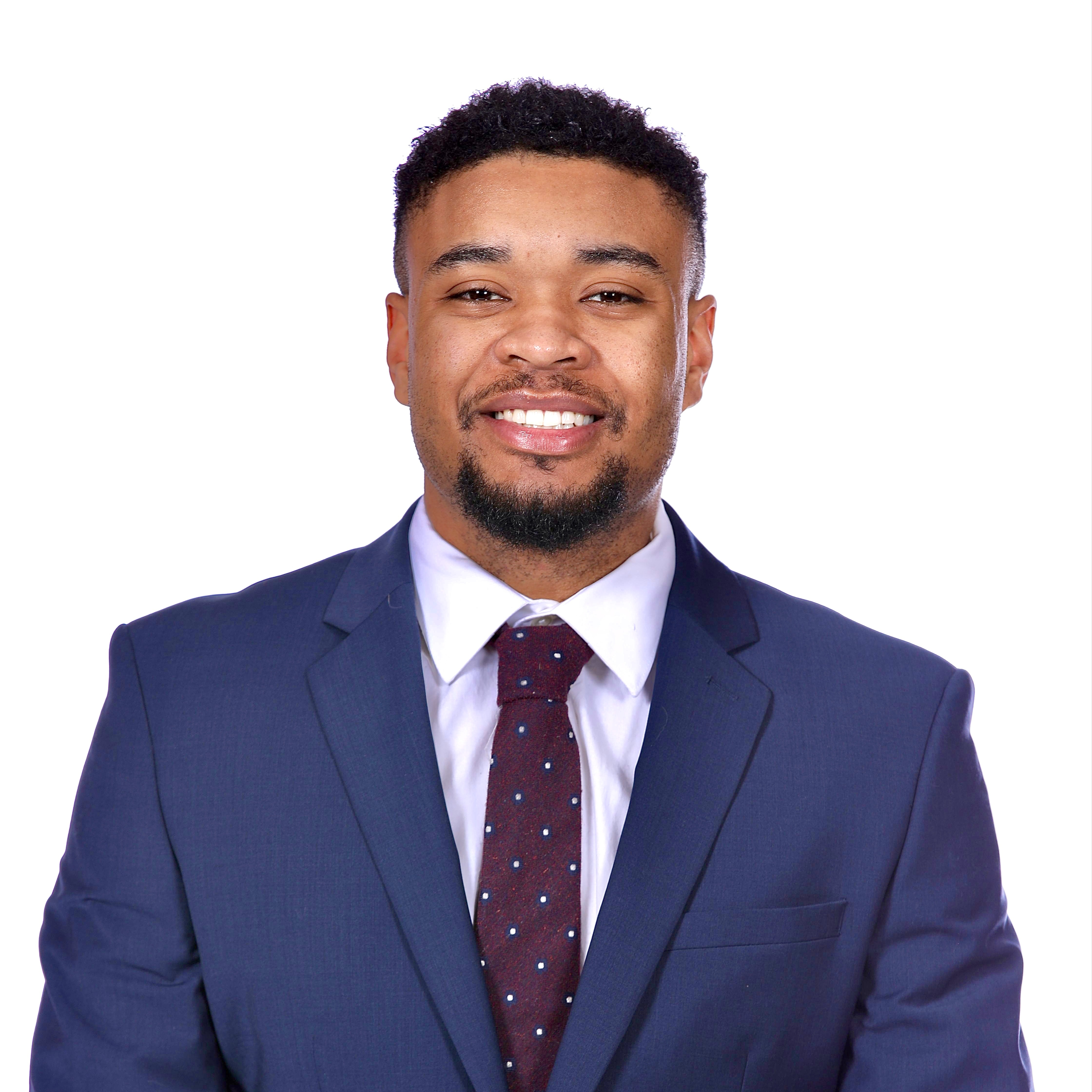 Isaiah Newhouse, Real Estate Agent Compass