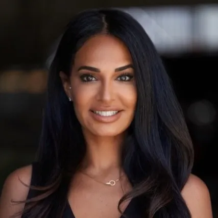 Lee Mintz, Agent in  - Compass