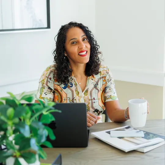 Irma Scherer, Agent in  - Compass