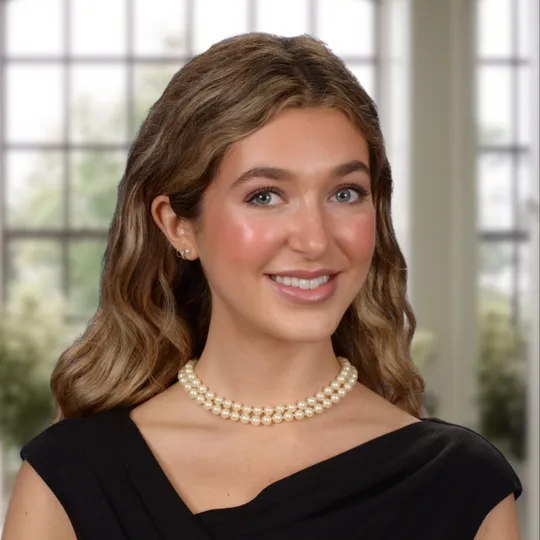 Caraline LaBelle, Agent in  - Compass