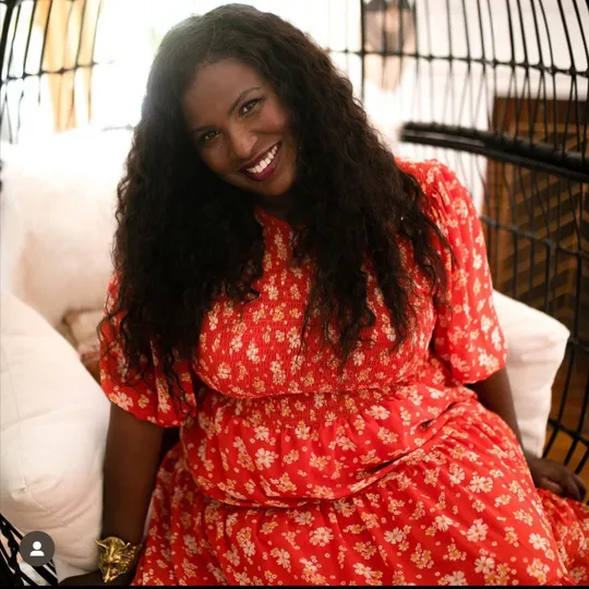 Alexis Hilton, Agent in  - Compass