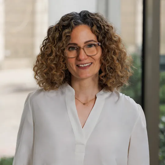 Joanna Brown, Agent in  - Compass