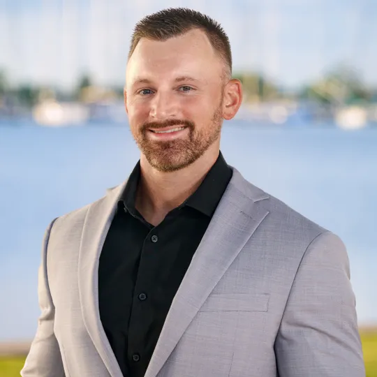 Tyler Scott, Agent in  - Compass