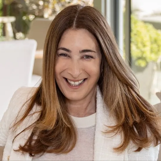 Debbie Weiss, Agent in  - Compass