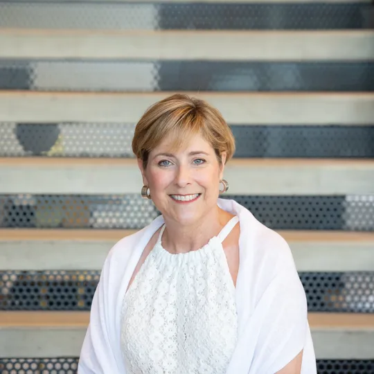 Christine Irsfeld, Agent in  - Compass