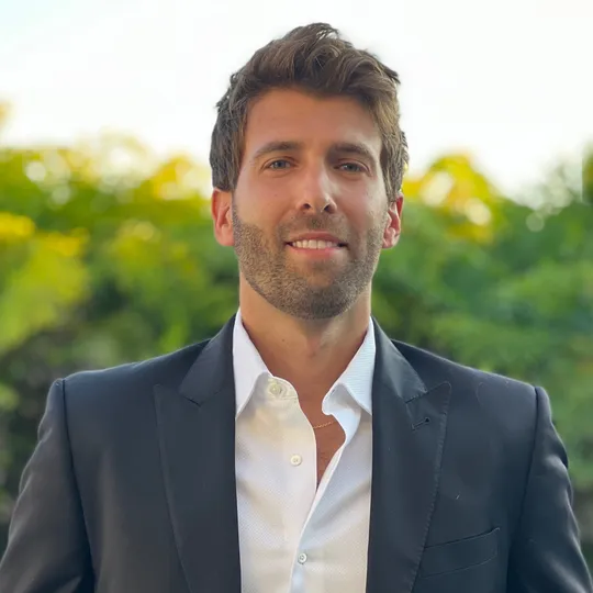 Mark Lubetkin, Agent in  - Compass