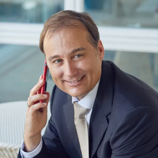 Alexander Mayr, Agent in  - Compass