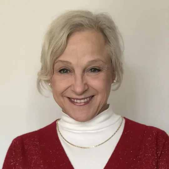 Irene Hernandez, Agent in  - Compass