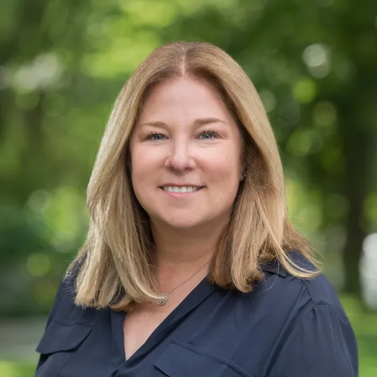 Amy Berardi, Agent in  - Compass