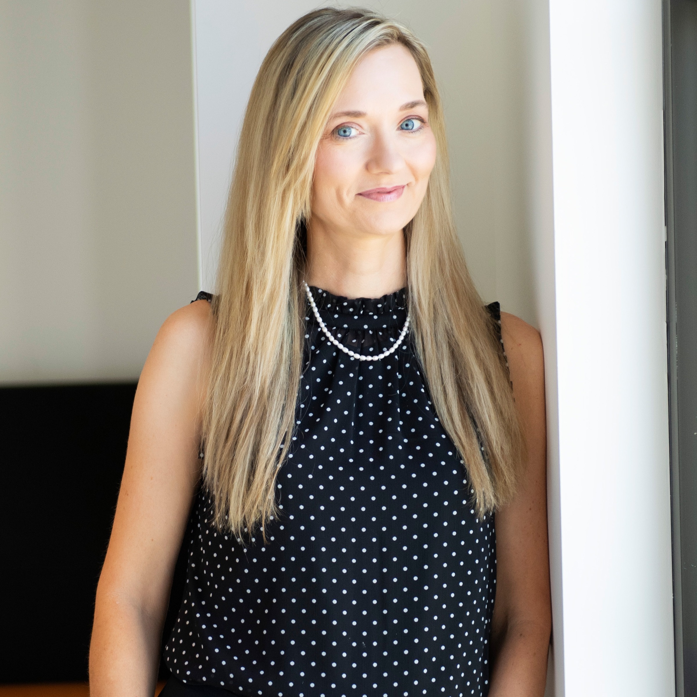 Headshot of Anita Ward