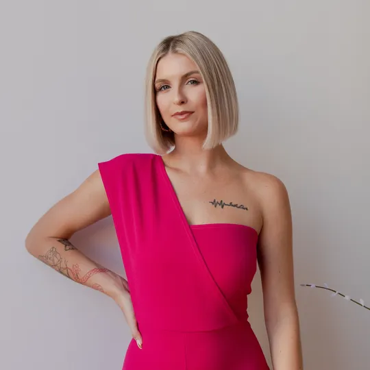 Erin Ivey, Agent in  - Compass