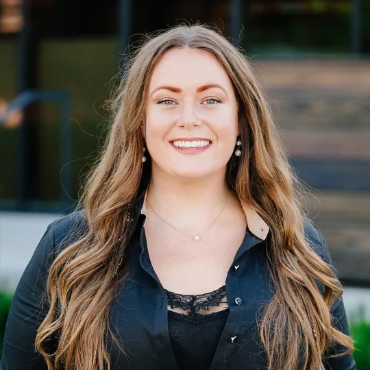 Natalie Cureton, Agent in  - Compass