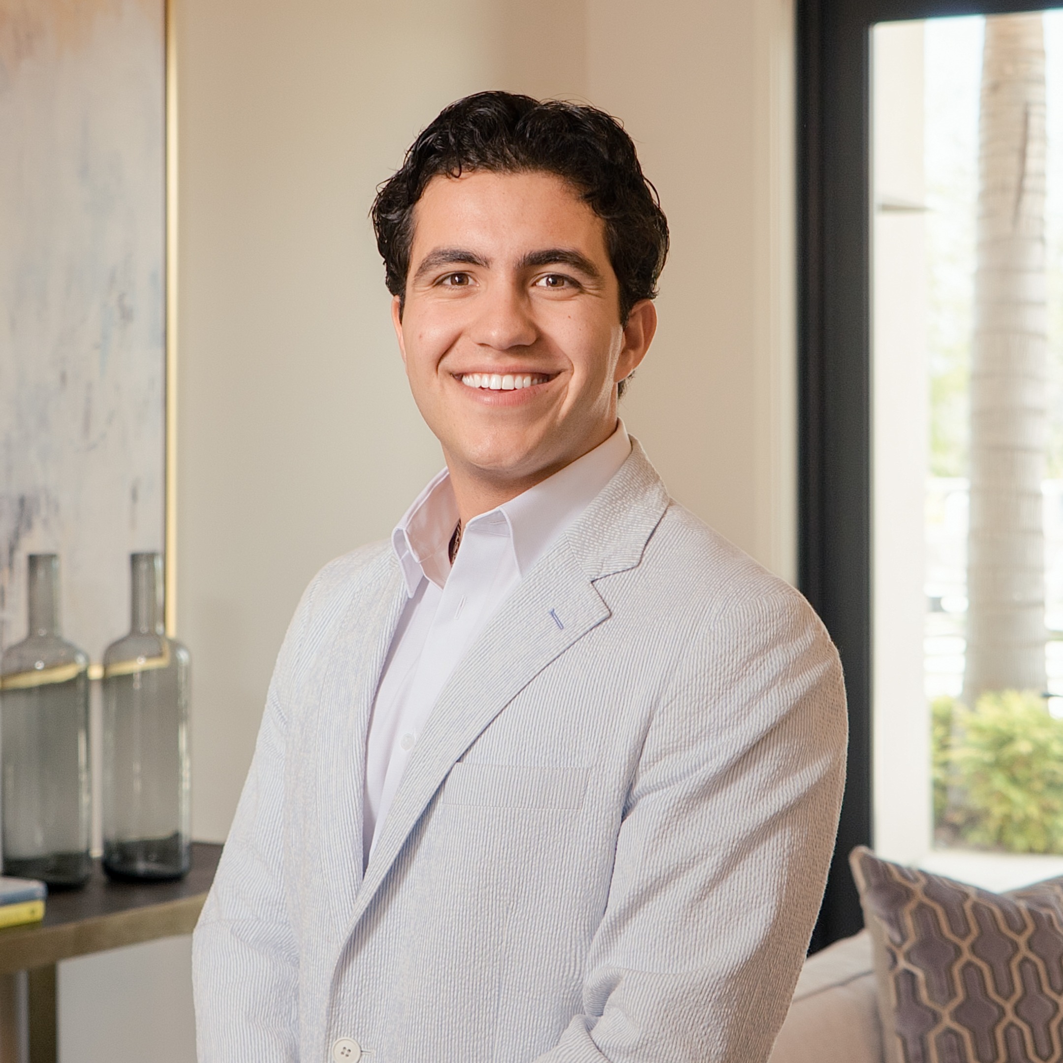 Headshot of Jovani Ghorbani