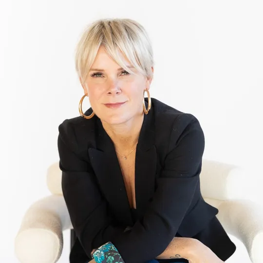 Erin Zosel, Agent in  - Compass