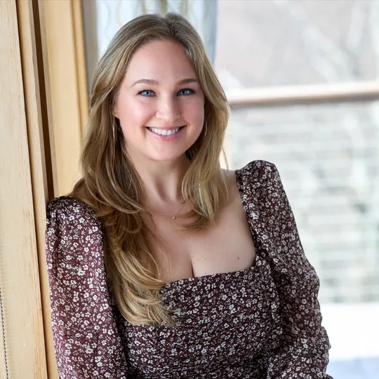 Genevieve Geaney, Agent in  - Compass