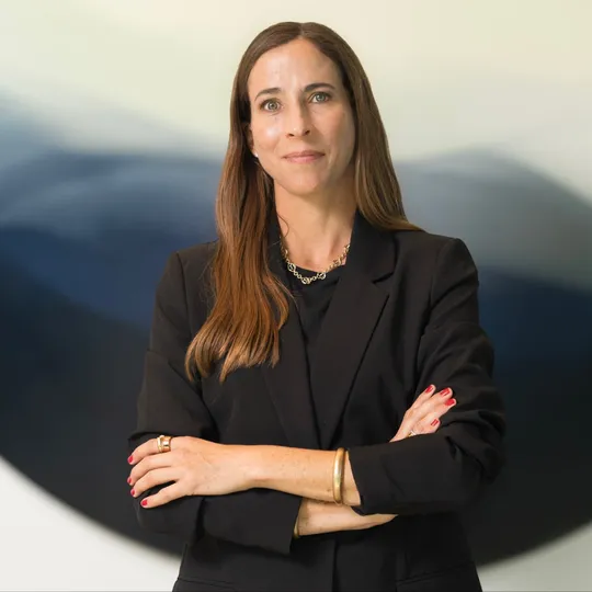 Ana Lozano Cusi, Agent in  - Compass