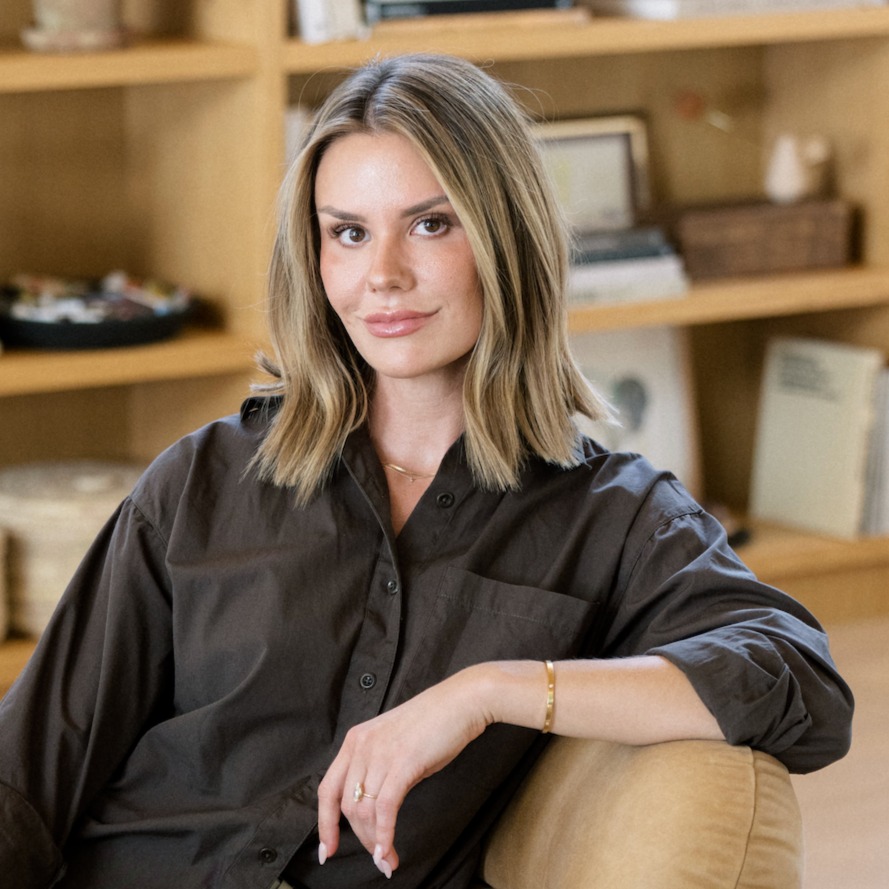 Headshot of Mary Ellen Branisteanu