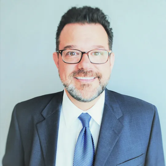 Robert Darrow, Agent in  - Compass