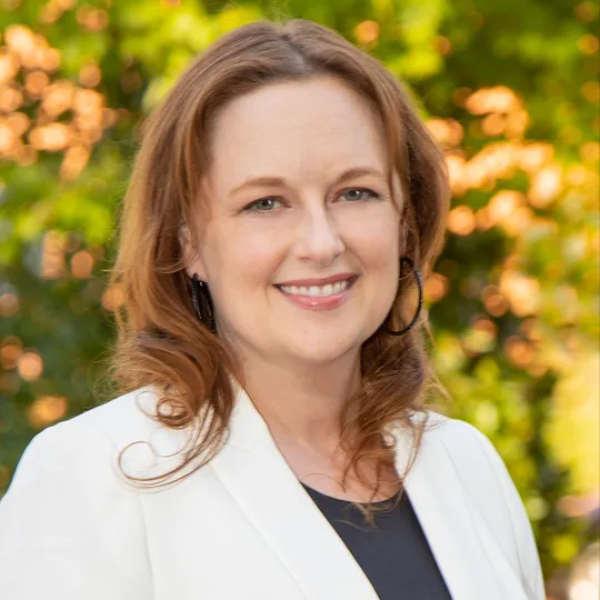 Jeanie Fowles, Agent in  - Compass