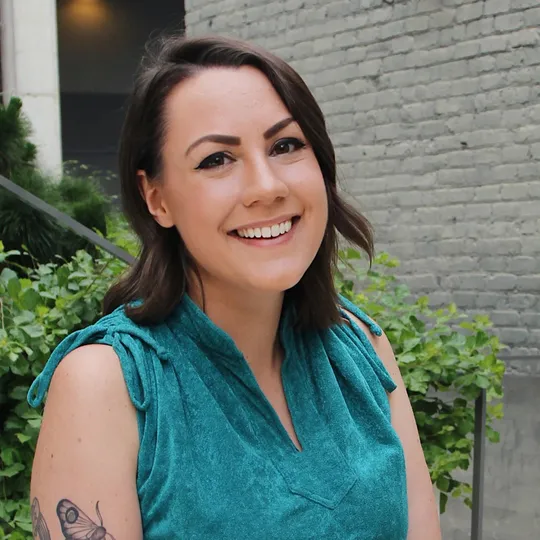 Stephanie Eatherly, Agent in  - Compass