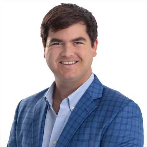 Headshot of Toby Graves