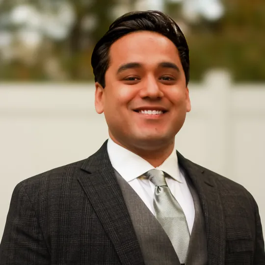 Ruben Zapata, Agent in  - Compass